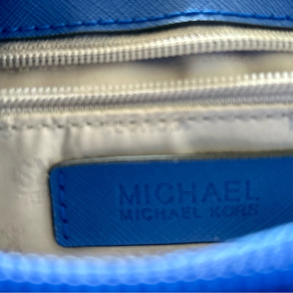 NEW Michael Kors handbag. - Picture 10 of 10